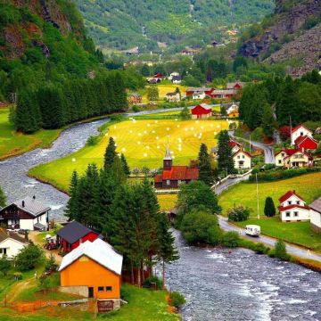 卑尔根弗洛姆+松恩峡湾+纳柔依峡湾+佛莱姆小火车包车一日游 卑尔根弗洛姆+松恩峡湾+纳柔依峡湾+佛莱姆小火车包车一日游