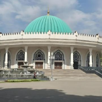 乌兹别克斯坦塔什干哈兹拉提伊玛目+米诺尔白色清真寺一日游 乌兹别克斯坦塔什干哈兹拉提伊玛目+米诺尔白色清真寺一日游