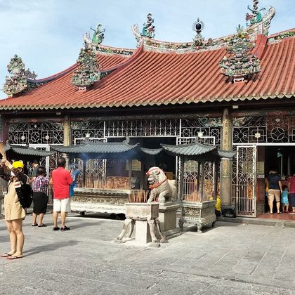 艺术街+姓氏桥+卧佛寺+小印度+圣乔治教堂+观音亭一日游 艺术街+姓氏桥+卧佛寺+小印度+圣乔治教堂+观音亭一日游
