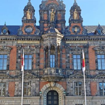 丹麦哥本哈根往返-瑞典隆德古城+马尔默老城 跨境-包车-精选 丹麦哥本哈根往返-瑞典隆德古城+马尔默老城 跨境-包车-精选