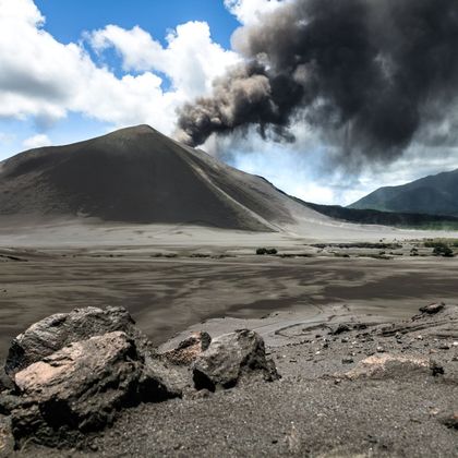 瓦努阿图-亚苏火山活火山-十二生肖取景地【定制包车游M】 瓦努阿图-亚苏火山活火山-十二生肖取景地【定制包车游M】