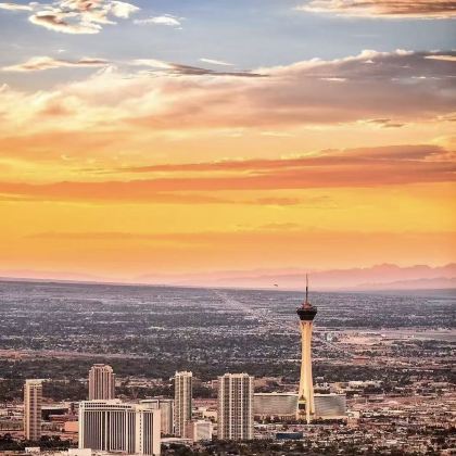 美国拉斯维加斯云霄塔+杜莎夫人+大运河+巴黎酒店观景台一日游 美国拉斯维加斯云霄塔+杜莎夫人+大运河+巴黎酒店观景台一日游