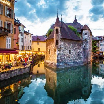 法国安纳西半日游|体验阿尔卑斯的威尼斯|日内瓦往返 法国安纳西半日游|体验阿尔卑斯的威尼斯|日内瓦往返