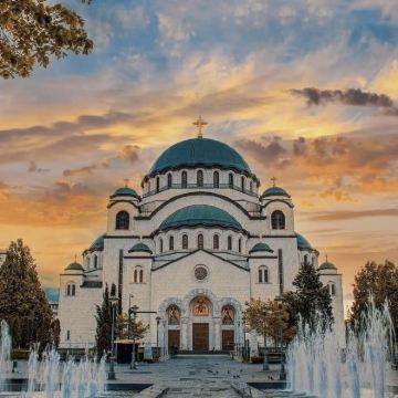 塞尔维亚+贝尔格莱德:机场-酒店点对点接送|中文包车|可定制 塞尔维亚+贝尔格莱德:机场-酒店点对点接送|中文包车|可定制