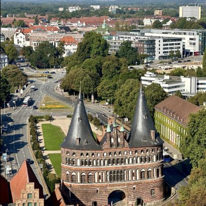 十小时穿越:中世纪汉萨与波罗的海畔 十小时穿越:中世纪汉萨与波罗的海畔