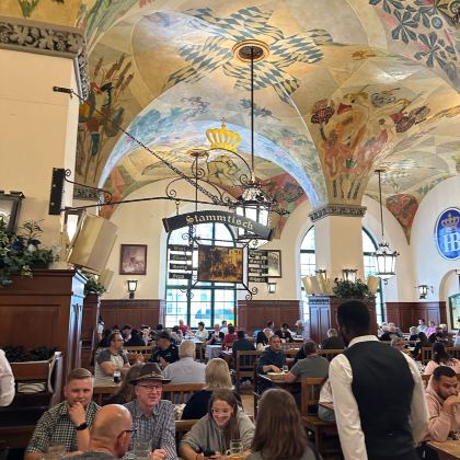 慕尼黑啤酒博物馆+安联球场+宝马博物馆包车游 慕尼黑啤酒博物馆+安联球场+宝马博物馆包车游