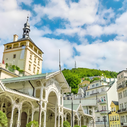 温泉疗愈+老城余晖:布拉格+卡罗维发利包车一日游 温泉疗愈+老城余晖:布拉格+卡罗维发利包车一日游