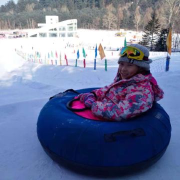 金山鹿苑+九峰山滑雪一日游 金山鹿苑+九峰山滑雪一日游