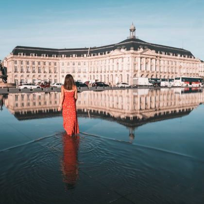 法国波尔多拉菲酒庄+玛歌酒庄+拉图酒庄一日游中文包车 法国波尔多拉菲酒庄+玛歌酒庄+拉图酒庄一日游中文包车