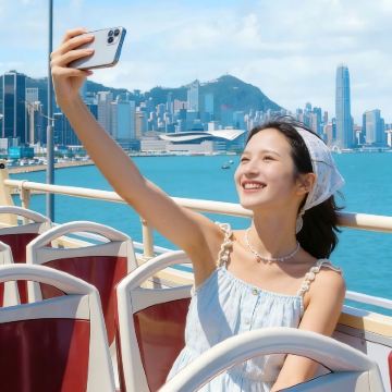 臻享20人小团丨香港一日游含故宫+落日飞车+维多利亚港游轮 臻享20人小团丨香港一日游含故宫+落日飞车+维多利亚港游轮