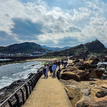 野柳地质公园+九份+十分瀑布+十分老街拼车一日游-西门町出发 野柳地质公园+九份+十分瀑布+十分老街拼车一日游-西门町出发