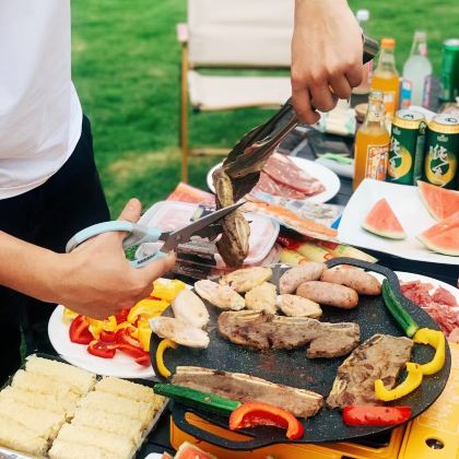 广州+艾米稻香小镇一日游【稻香烧烤套餐丨含天幕+配菜等】 广州+艾米稻香小镇一日游【稻香烧烤套餐丨含天幕+配菜等】