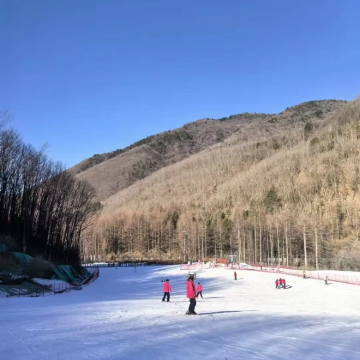 中国湖北+神农顶+中和滑雪场冰雪动感1日游 中国湖北+神农顶+中和滑雪场冰雪动感1日游