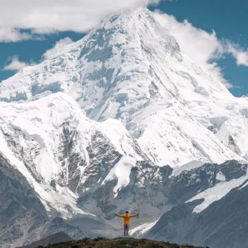 新都桥包车一日游【新都桥镇 雅拉雪山 空中草原 彩虹公路】 新都桥包车一日游【新都桥镇 雅拉雪山 空中草原 彩虹公路】