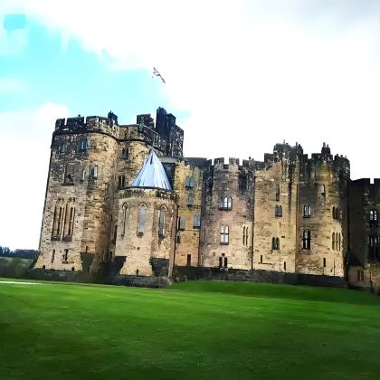 哈利波特主题包车游12h/爱丁堡出发大象咖啡馆+阿尼克城堡 哈利波特主题包车游12h/爱丁堡出发大象咖啡馆+阿尼克城堡