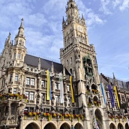 德国慕尼黑市区-慕尼黑王宫-圣母教堂-宁芬堡宫-包车-精选 德国慕尼黑市区-慕尼黑王宫-圣母教堂-宁芬堡宫-包车-精选