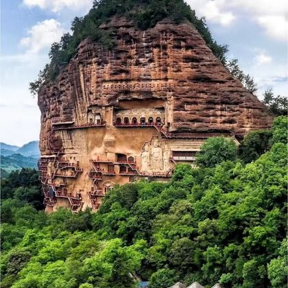 中国甘肃天水麦积山石窟一日游 中国甘肃天水麦积山石窟一日游
