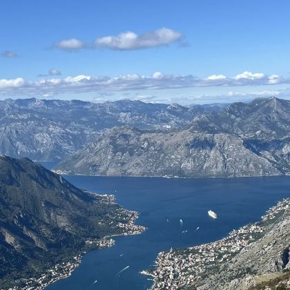 科托尔-洛夫琴山一日游 科托尔-洛夫琴山一日游