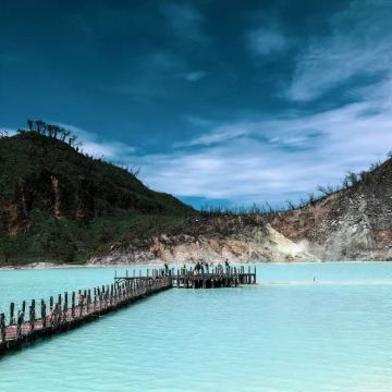 雅加达-覆舟火山+卡瓦普定火山湖一日游【14H包车】 雅加达-覆舟火山+卡瓦普定火山湖一日游【14H包车】