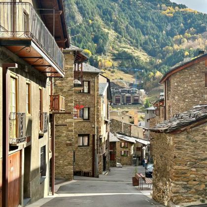 巴塞罗那安道尔城+山谷小屋+圣埃斯特凡教堂|中文司导行程可调 巴塞罗那安道尔城+山谷小屋+圣埃斯特凡教堂|中文司导行程可调