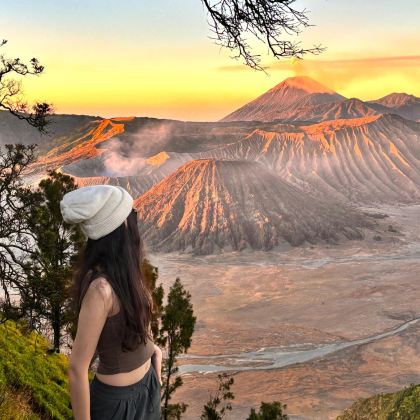 泗水+布罗莫火山/赛伍瀑布/伊真火山一日游【中文管家+专车】 泗水+布罗莫火山/赛伍瀑布/伊真火山一日游【中文管家+专车】