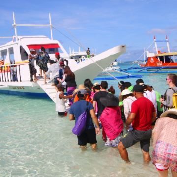 长滩岛跳岛游(西南旅游公司提供) 长滩岛跳岛游(西南旅游公司提供)