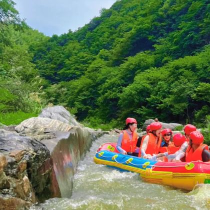 安徽霍山六万情峡+霍山大峡谷漂流一日游 安徽霍山六万情峡+霍山大峡谷漂流一日游