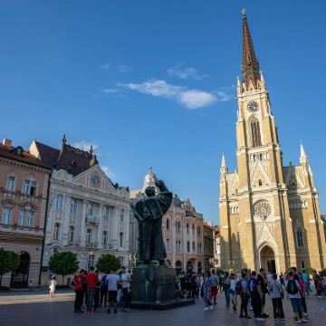 塞尔维亚贝尔格莱德到诺维萨德一日游(1人起订) 塞尔维亚贝尔格莱德到诺维萨德一日游(1人起订)