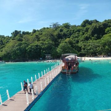 象岛出发:快艇3岛半日游(Koh Rang+Yak Yai) 象岛出发:快艇3岛半日游(Koh Rang+Yak Yai)