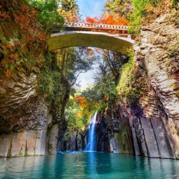 九州风光·赠阿苏山接驳车:阿苏火山+草千里骑马+高千穗一日游 九州风光·赠阿苏山接驳车:阿苏火山+草千里骑马+高千穗一日游