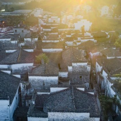 婺源严田古樟民俗园+婺源灵岩洞景区+思溪延村+彩虹桥一日游 婺源严田古樟民俗园+婺源灵岩洞景区+思溪延村+彩虹桥一日游