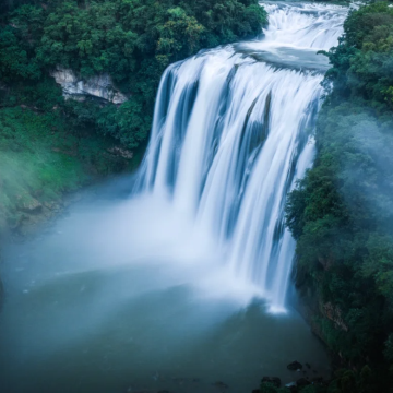 黄果树景区一日游【豪华跟团游+贵阳全城上门接+独立包团】 黄果树景区一日游【豪华跟团游+贵阳全城上门接+独立包团】