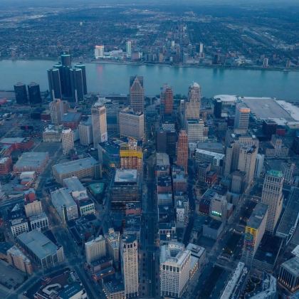 美国底特律市区经典景点路线~文艺复兴中心-包车【精选老司机】 美国底特律市区经典景点路线~文艺复兴中心-包车【精选老司机】