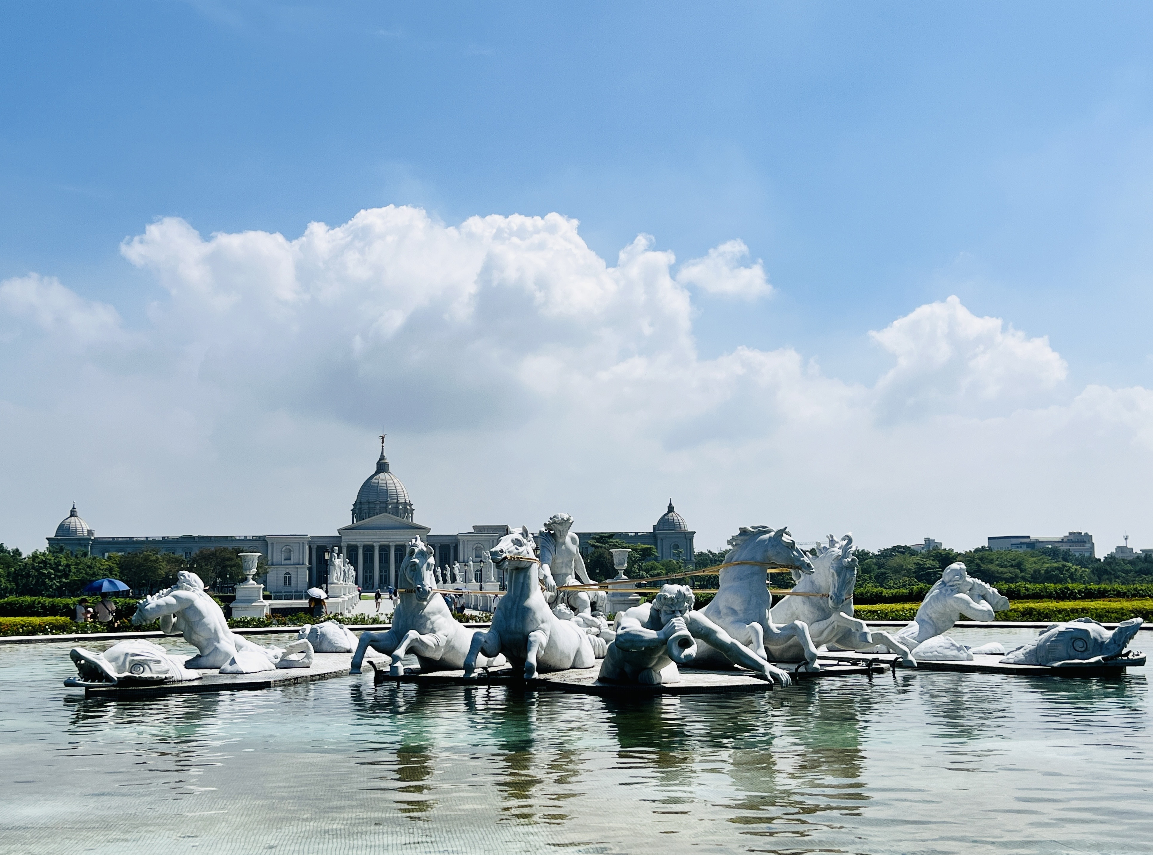 台南奇美博物馆+四草绿色隧道+安平古堡包车一日游 台南奇美博物馆+四草绿色隧道+安平古堡包车一日游