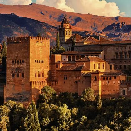 西班牙格拉纳达市区景点一日游【中文地陪+行程可调】 西班牙格拉纳达市区景点一日游【中文地陪+行程可调】