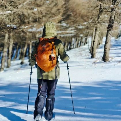 桦皮岭一日游【油墨画草原天路桦皮岭踏雪-9公里徒步穿越】 桦皮岭一日游【油墨画草原天路桦皮岭踏雪-9公里徒步穿越】
