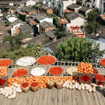 婺源篁岭半日游【春季赏梯田油菜花-可选6人小团上午/下午班】 婺源篁岭半日游【春季赏梯田油菜花-可选6人小团上午/下午班】