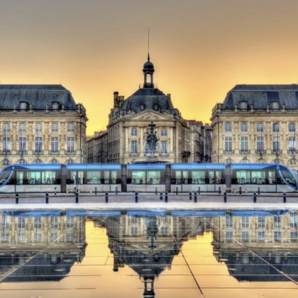 法国波尔多市区+红酒品鉴(葡萄酒博物馆)包车一日游 法国波尔多市区+红酒品鉴(葡萄酒博物馆)包车一日游