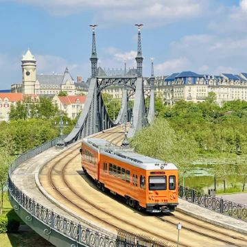 东莞可园+西溪古村+松山湖外观华为小镇一日游|私家团上门接送 东莞可园+西溪古村+松山湖外观华为小镇一日游|私家团上门接送