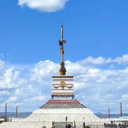 青海湖仙女湾+金银滩原子城+普氏原羚基地+赞普林卡一日活动 青海湖仙女湾+金银滩原子城+普氏原羚基地+赞普林卡一日活动