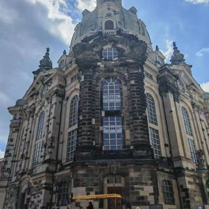 德国纽伦堡城堡+圣洛伦茨教堂+主集市广场+美泉一日游。 德国纽伦堡城堡+圣洛伦茨教堂+主集市广场+美泉一日游。