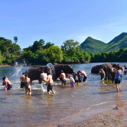 泰国北碧府大象世界一日游【爱侣湾国家公园】 泰国北碧府大象世界一日游【爱侣湾国家公园】