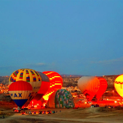 土耳其+卡帕多奇亚热气球一日游