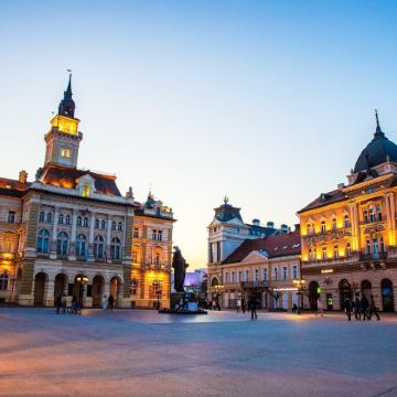 诺维萨德大街+诺维萨德自由广场【包车一日游行程可调】 诺维萨德大街+诺维萨德自由广场【包车一日游行程可调】