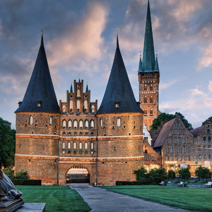 德国汉堡出发:吕贝克老城+特拉沃明德海滨中文包车一日游· 德国汉堡出发:吕贝克老城+特拉沃明德海滨中文包车一日游·