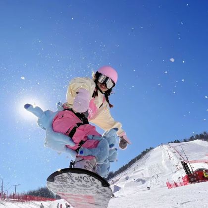 江西靖安国际滑雪场一日游【『冬季滑雪必打卡』含雪板雪鞋雪杖】 江西靖安国际滑雪场一日游【『冬季滑雪必打卡』含雪板雪鞋雪杖】