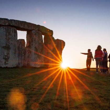英国温莎城堡+巴斯罗马浴场+巨石阵一日游 西班牙语导游 英国温莎城堡+巴斯罗马浴场+巨石阵一日游 西班牙语导游
