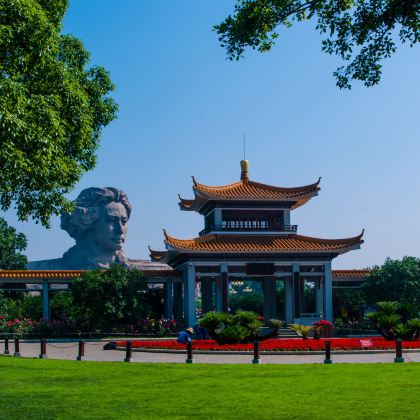 上门接|湖南省博物馆+橘子洲景区+岳麓书院+爱晚亭一日游 上门接|湖南省博物馆+橘子洲景区+岳麓书院+爱晚亭一日游