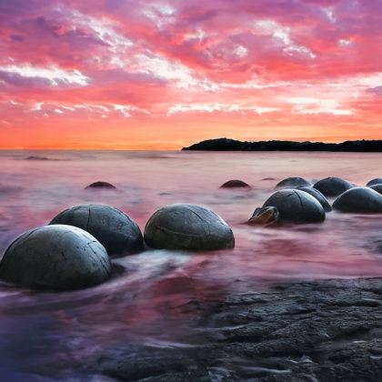 新西兰皇后镇+蒂阿瑙+米尔福德峡湾+达尼丁+奥玛鲁+库克山+普卡基湖+特卡波湖+基督城7日6晚跟团游 新西兰皇后镇+蒂阿瑙+米尔福德峡湾+达尼丁+奥玛鲁+库克山+普卡基湖+特卡波湖+基督城7日6晚跟团游