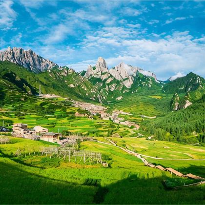 兰州+拉卜楞寺+桑科草原+郎木寺镇+扎尕那+黄河九曲第一湾+官鹅沟大景区+麦积山石窟+伏羲庙9日8晚私家团 兰州+拉卜楞寺+桑科草原+郎木寺镇+扎尕那+黄河九曲第一湾+官鹅沟大景区+麦积山石窟+伏羲庙9日8晚私家团